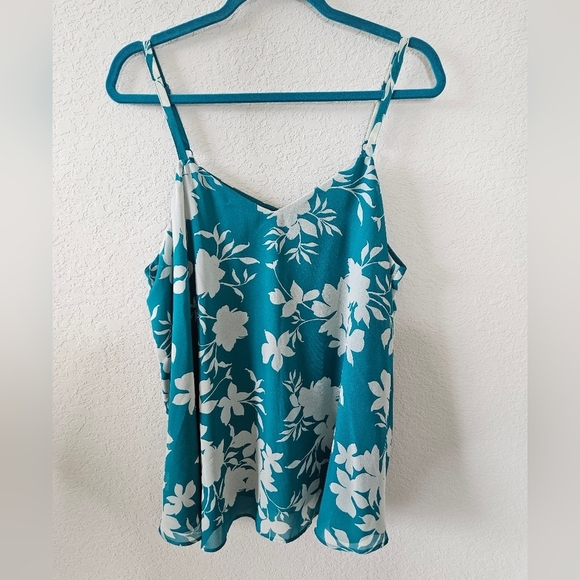 NWT Torrid Sophie Chiffon Swing Double Layer Cami In Shadow Floral Teal White - Picture 2 of 10